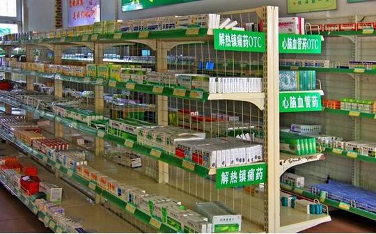 隨中國醫(yī)藥分開政策的推進，國內(nèi)藥店有望成為藥品銷售第一終端的潛力