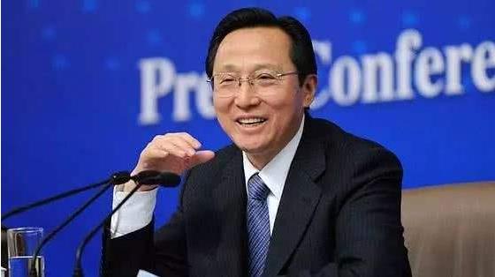 農(nóng)業(yè)農(nóng)村部部長(zhǎng)韓長(zhǎng)賦就貫徹落實(shí)中央決策部署、扎實(shí)推進(jìn)鄉(xiāng)村振興戰(zhàn)略這一主題答記者問(wèn)